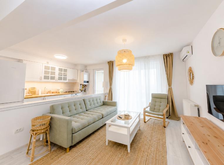 Apartament cu 2 camere semidecomandat, mobilat în Nord