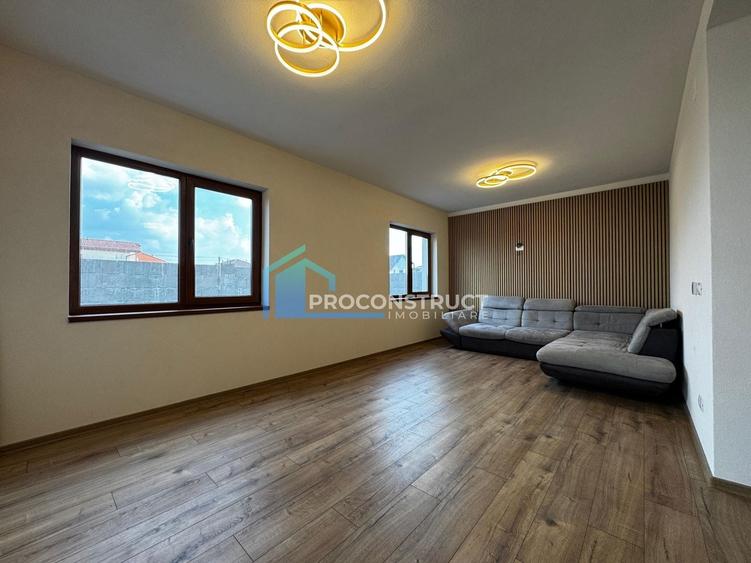 Casă individuală cu 5 camere cu Teren 300 Mp în Dumbrăvița