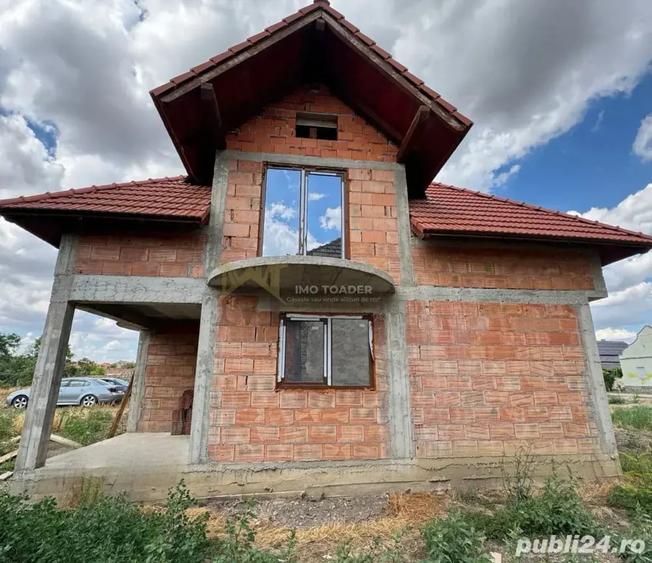 Casă cu 5 camere cu Teren 1900 Mp în Bulgăruș