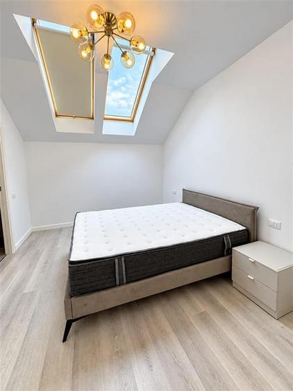 Casă cu 5 camere cu Canalizare în Pipera