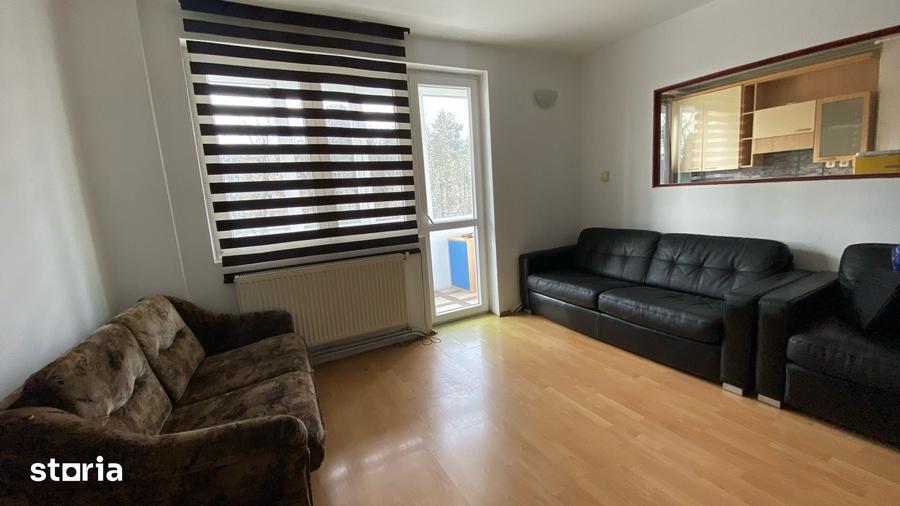 Apartament cu 3 camere semidecomandat în Gheorgheni