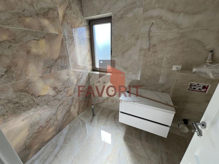 Casă individuală cu 4 camere cu Canalizare în Giroc