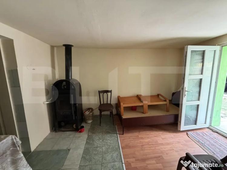 Casă cu 3 camere cu Teren 1500 Mp în Sânpetru Almașului