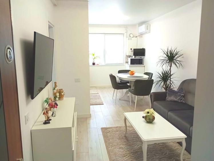 Apartament cu 2 camere decomandat în Militari
