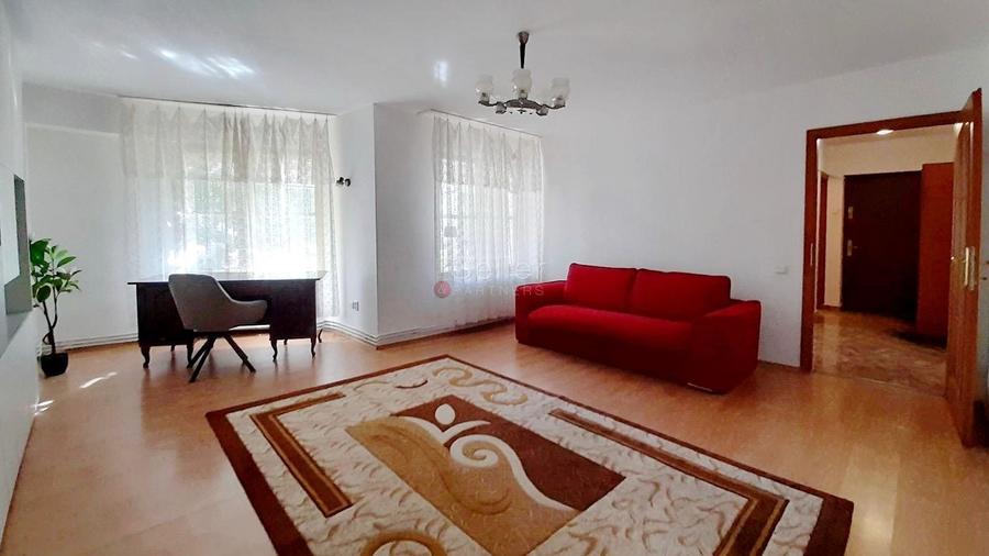 Apartament cu 2 camere decomandat în Centrul Civic