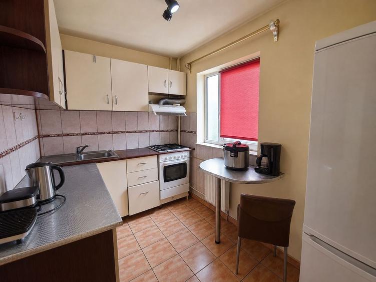 Apartament 1 camera decomandat, 37 mp, parcare, str Frunzisului - 9