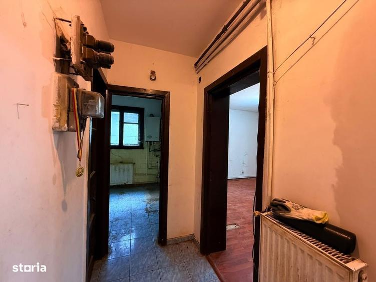 Apartament cu 2 camere decomandat în Primăverii