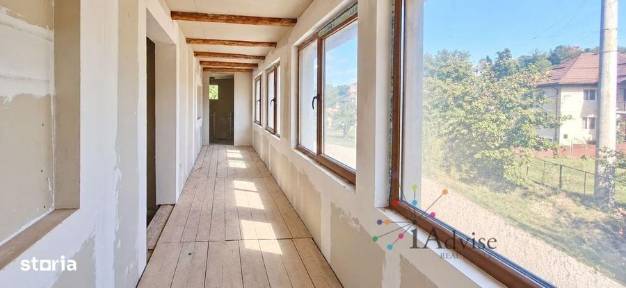 Casa generoasa in BranSimon | parau si priveliste deosebita - 12