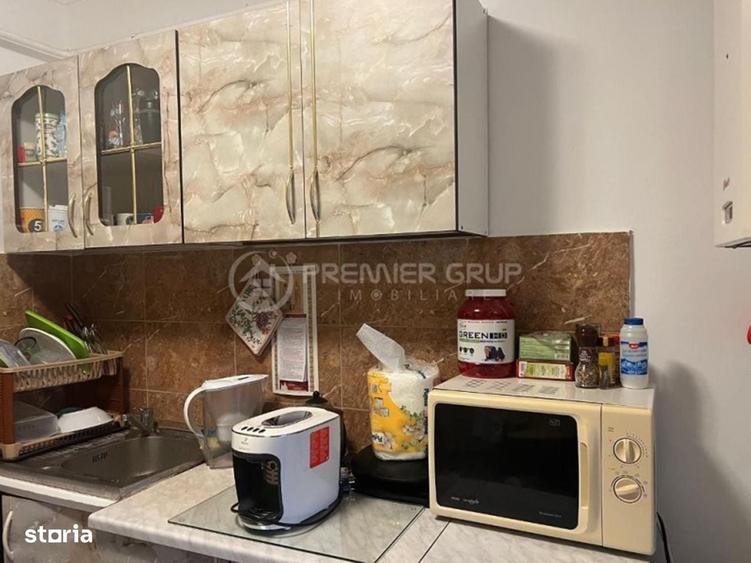 Apartament cu 2 camere decomandat în Târgu Cucu