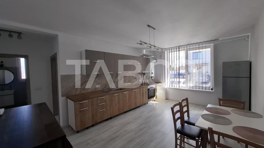 Apartament cu 3 camere decomandat, mobilat în Șelimbăr