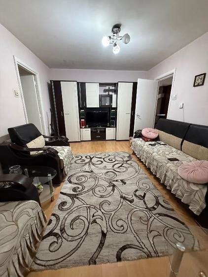 Apartament cu 2 camere nedecomandat, mobilat în Tătărași