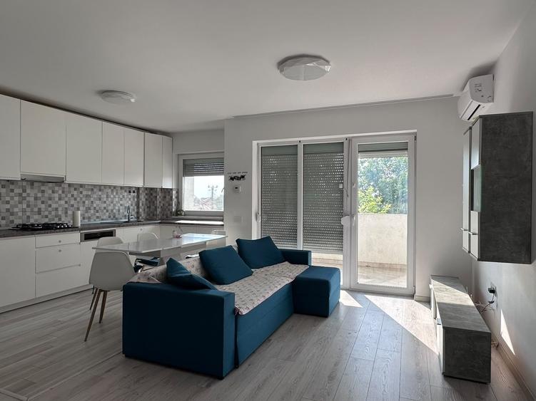 Apartament cu 3 camere în Iosia
