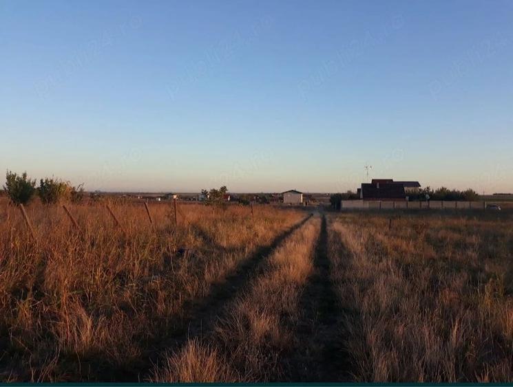 Teren de 400 mp, în Central