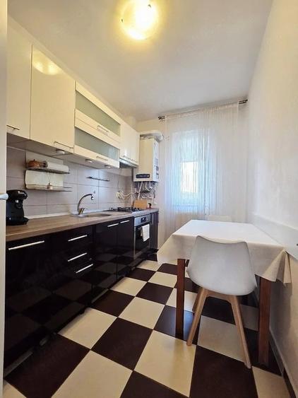 Apartament cu 2 camere decomandat în Avantgarden