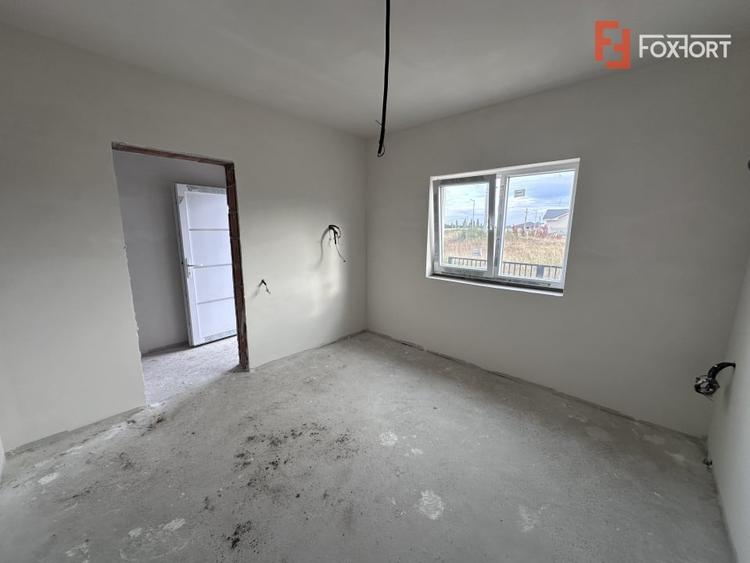 Duplex cu 3 camere cu Canalizare în Moșnița Nouă