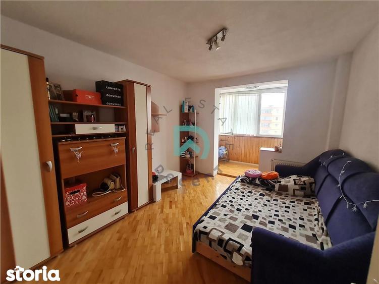 Apartament cu 3 camere decomandat, mobilat în Griviței