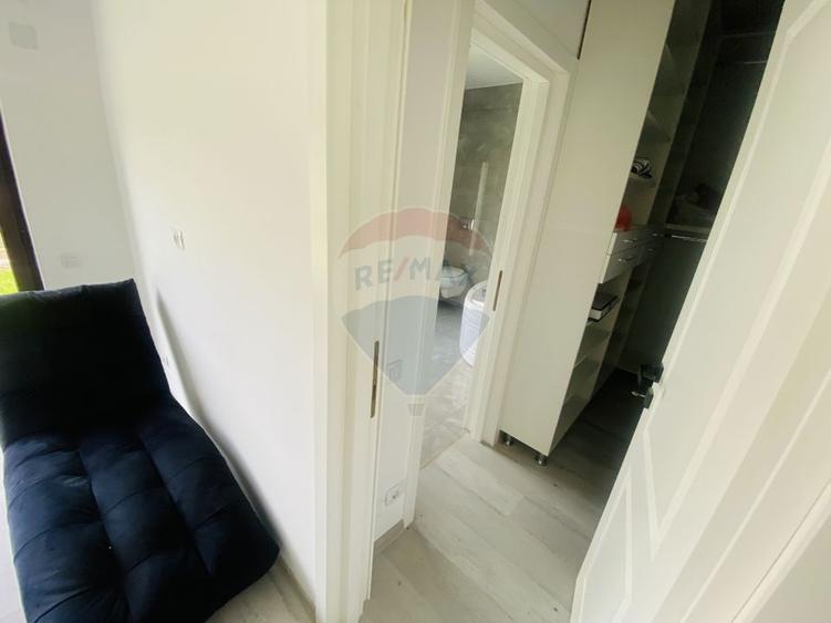 Casă cu 4 camere cu Teren 286 Mp în Snagov