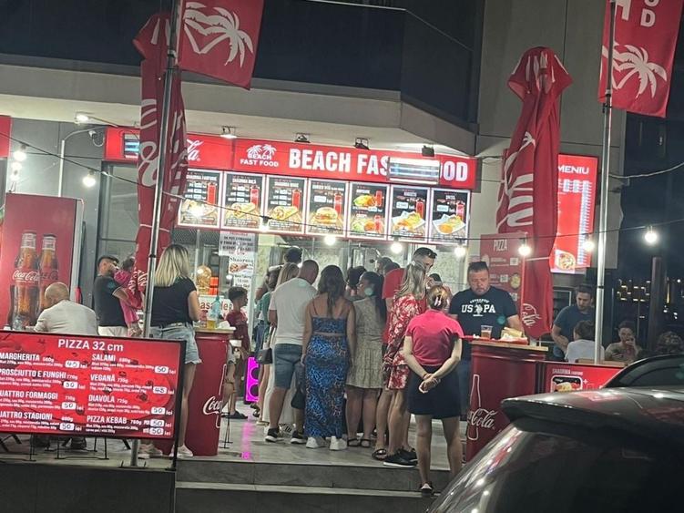 Spațiu comercial, de 143 mp, în Nord