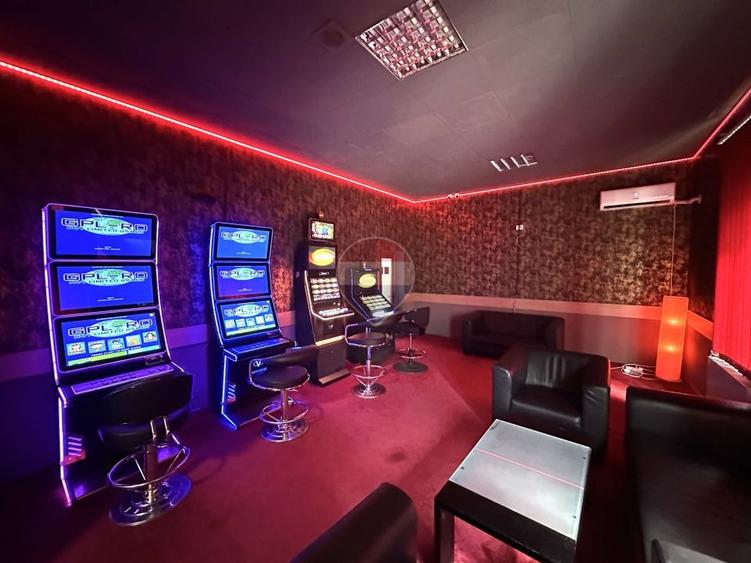 Spațiu comercial, de 112 mp, în Central