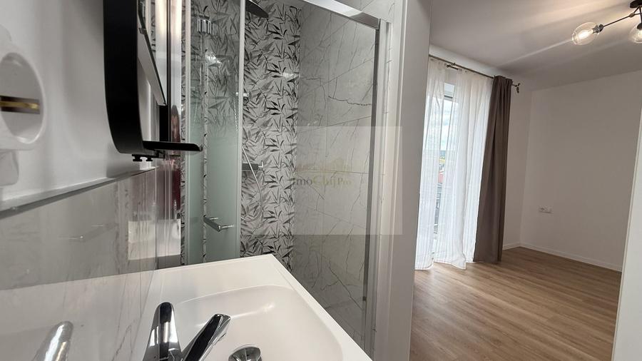 Duplex cu 4 camere cu Canalizare în Iris