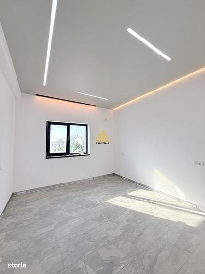 Casă cu 4 camere în Domnești