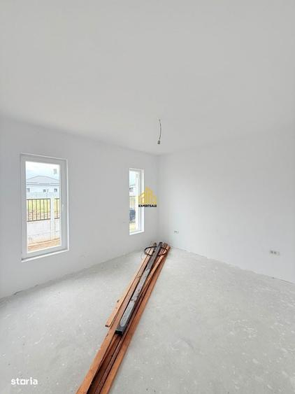 Casă cu 3 camere în Vârteju