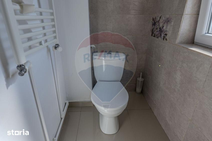 Casă cu 3 camere cu Teren 160 Mp în Central