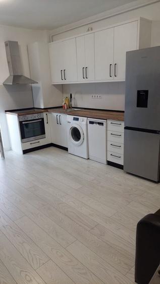 Apartament cu 2 camere decomandat în Exterior Vest