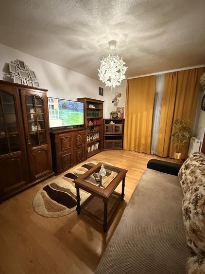 Apartament cu 2 camere decomandat în Exterior Vest