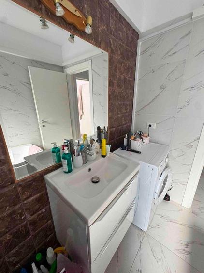Apartament cu 2 camere decomandat, mobilat în Cârcea