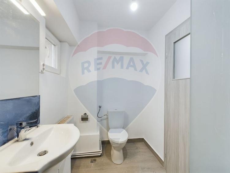 Apartament cu 4 camere decomandat în Centrul Civic