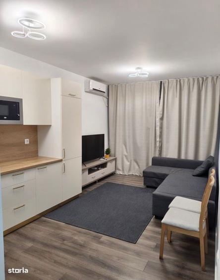 Apartament cu 3 camere decomandat, mobilat în Vitan