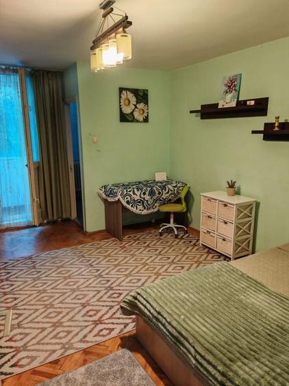Garsonieră decomandată în Tătărași