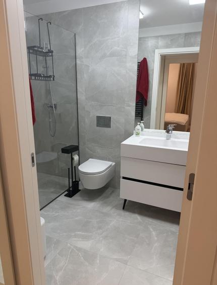 Apartament cu 2 camere semidecomandat, mobilat în Cotroceni