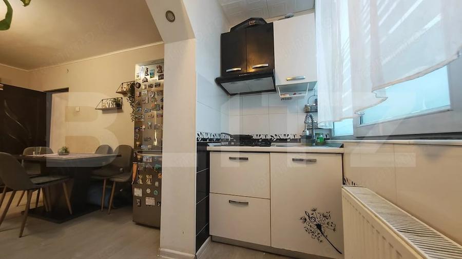 Apartament cu 3 camere semidecomandat în Rogerius