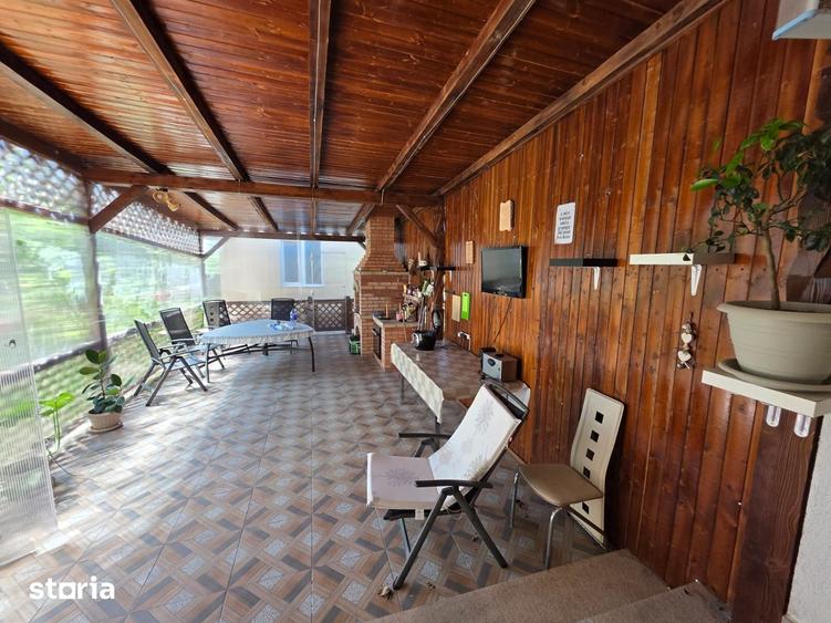 De vanzare vila in Cordun, judetul Neamt, mobilata ,utilata - 1