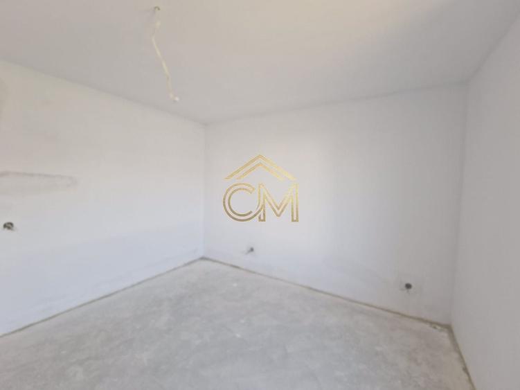 Duplex cu 4 camere cu Canalizare în Rășinari