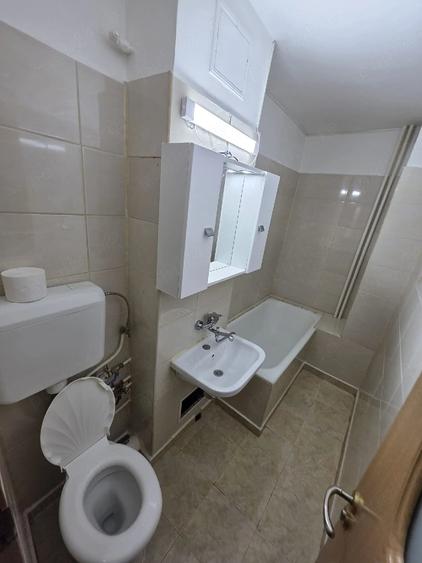Garsonieră decomandată în Găvana