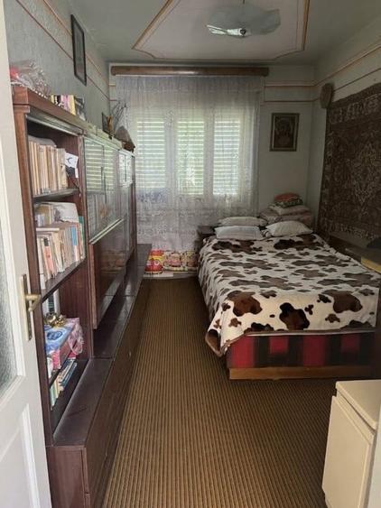 Casă cu 4 camere cu Teren 100 Mp în Caragiale