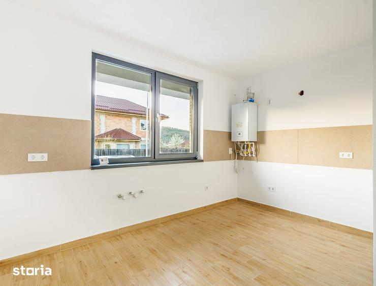 Casă cu 2 camere cu Teren 207 Mp în Sânpetru