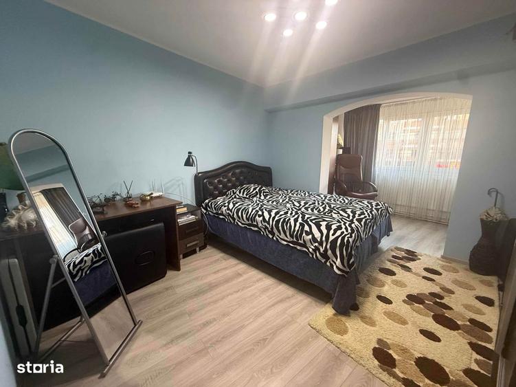 De vanzare apartament 3 camere Zona Centrala et 1 la cheie - 10