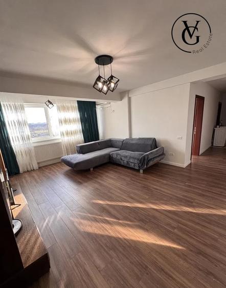 Apartament cu 2 camere semidecomandat, mobilat în Universitate