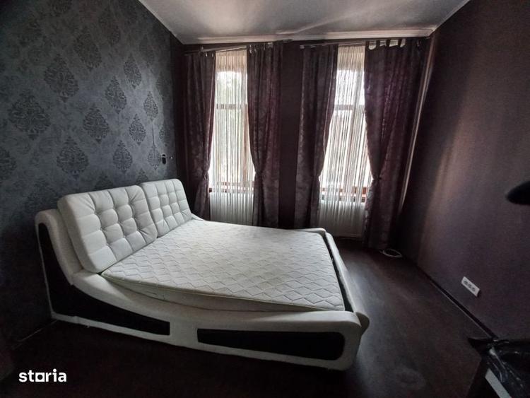 Apartament cu 3 camere în Traian