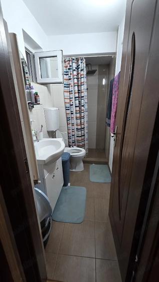 Apartament cu 2 camere nedecomandat în Tomis Nord