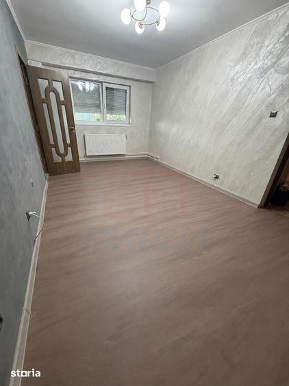 Apartament cu 3 camere decomandat în Port