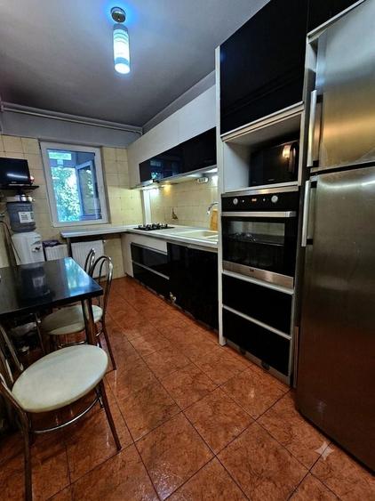 Apartament cu 2 camere decomandat în Giurgiului