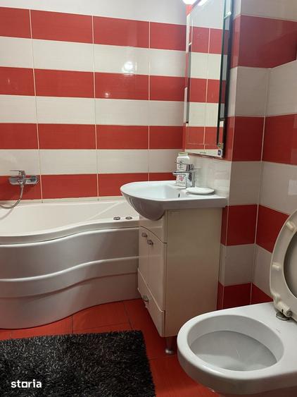 Apartament cu 2 camere decomandat în Malu Roșu