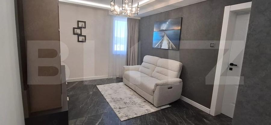 Apartament cu 4 camere decomandat în Filiași