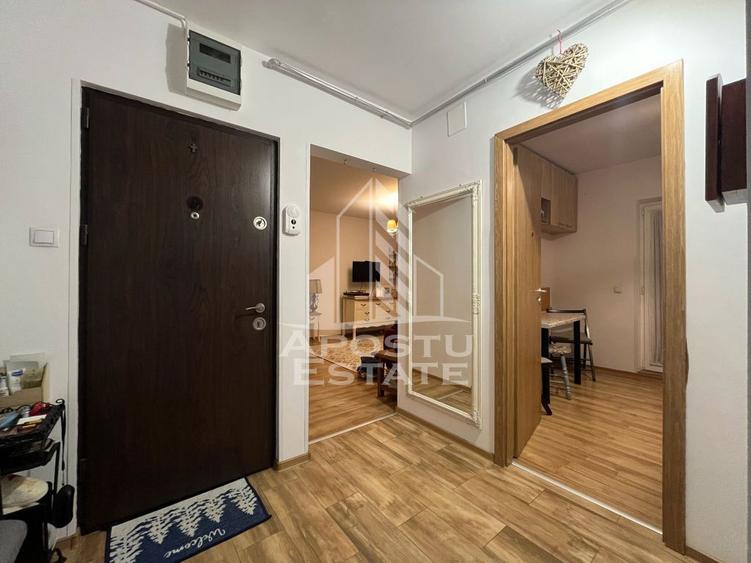 Apartament cu 3 camere decomandat, mobilat în Girocului