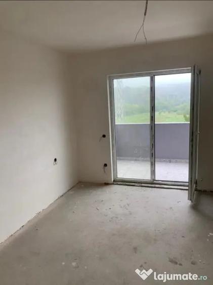 Apartament 3 camere, 57 mp, zona Tineretului - Floresti (Cluj) - 2